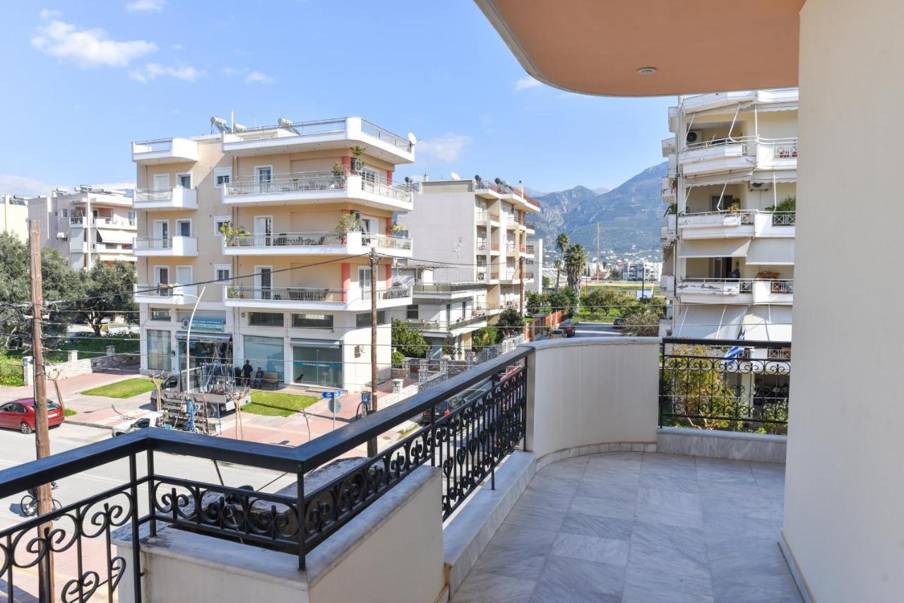 קלמאטה Kaliroon Seaside Apartment מראה חיצוני תמונה