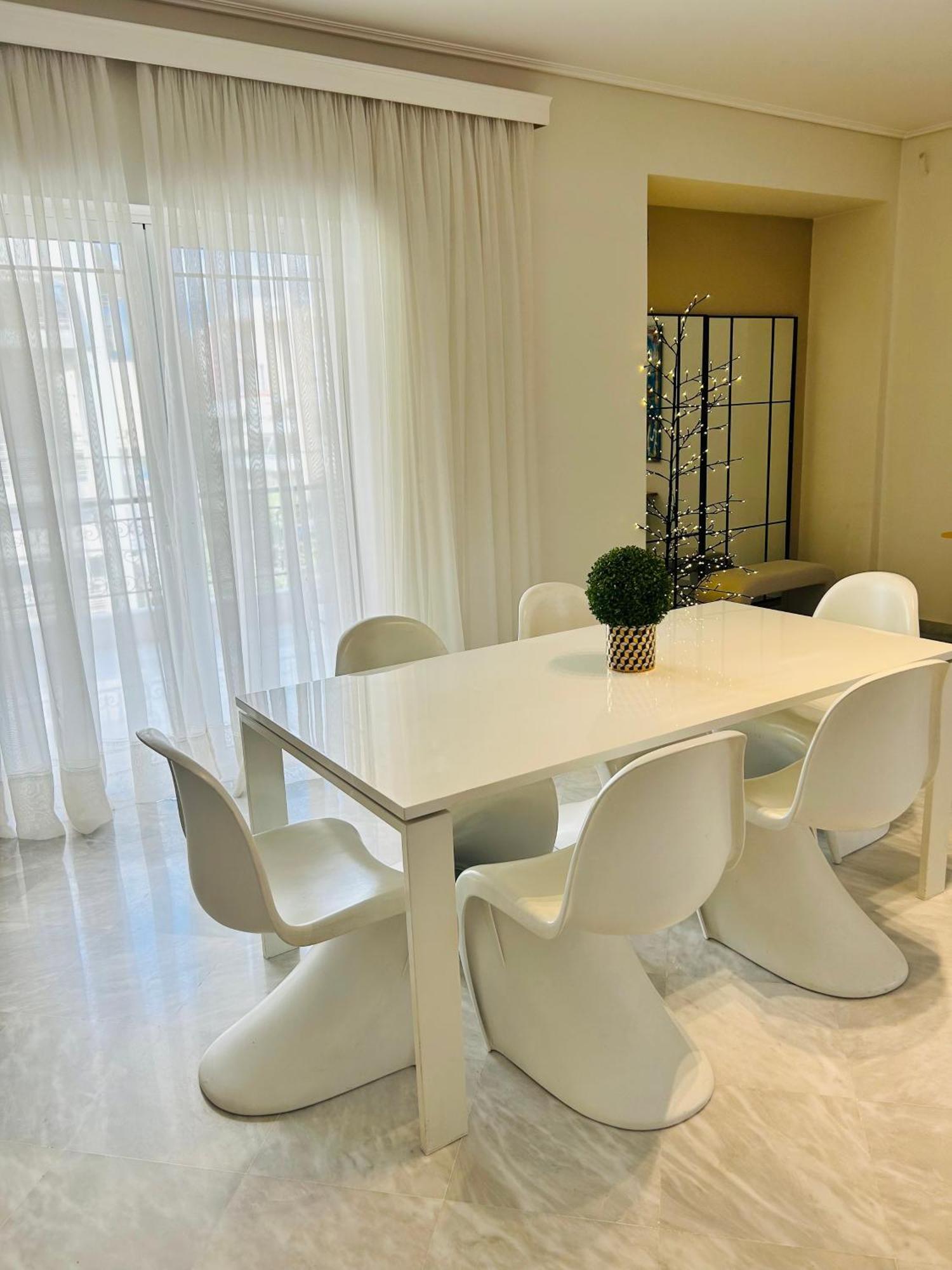 קלמאטה Kaliroon Seaside Apartment מראה חיצוני תמונה